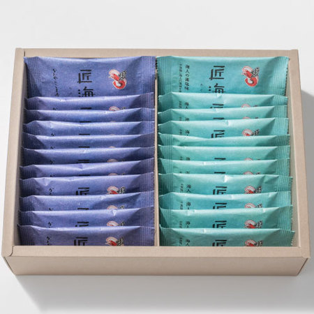 カルビー　かっぱえびせん匠海２種アソート　２２枚