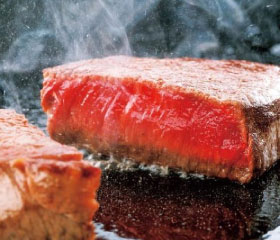 6大ブランド和牛食べくらべミニステーキ